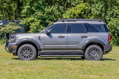 Oval Nerf Step 4.5 Inch Crew Cab Black 21-Up Ford Bronco Sport 4WD Rough Country