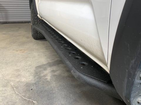 Step Edition Rock Slider For 24-Present Toyota Tacoma/Double Cab Long Bed W/ Kick Out/Yes (Raw Steel)/Powdercoat Cali Raised LED
