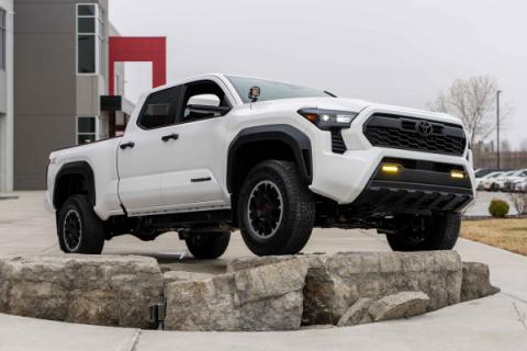 SS6 LED Fog Light Kit for 2024-Present Toyota Tacoma, Amber Wide Diode Dynamics