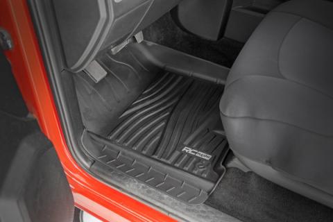 Flex-Fit Floor Mats FR Crew Cab Ram 1500 2WD/4WD (2012-2018 &amp; Classic) Rough Country