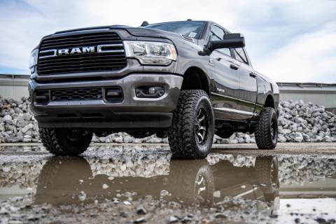 2.5 Inch Dodge Leveling Kit 14-Up Ram 2500/3500 4WD Rough Country