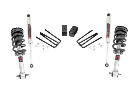3.5 Inch Lift Kit M1 Struts Silverado/Sierra 1500 2WD (07-13) Rough Country