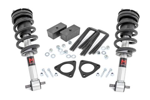 2.5 Inch Lift Kit Alu/Cast Steel M1 Strut Silverado/Sierra 1500 (07-18) Rough Country