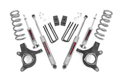 4.5 Inch Suspension Lift Kit 99-06 Silverado/Sierra 1500 2WD Rough Country
