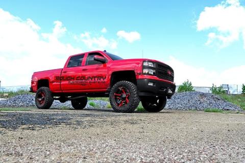 7 Inch Suspension Lift Kit Lifted Struts 14-18 Silverado/Sierra 1500 4WD Aluminum Rough Country