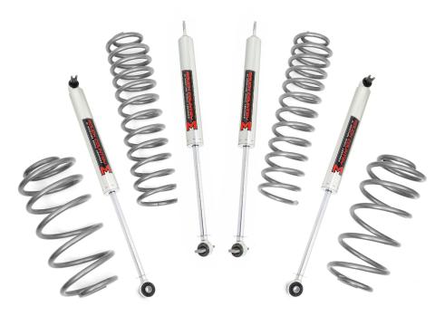 2.5 Inch Lift Kit 6 Cyl M1 Jeep Wrangler TJ (97-06)/Wrangler Unlimited (04-06) Rough Country