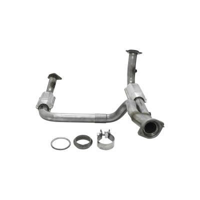 Catalytic Converter 2000 To 2006 Chevrolet And Gmc C/K Pickup, And Suv With A 4.3L V6 Engine, And 4.8L And 5.3L V8 Engines Fits 2000 Models With Flat Spot In Oe Middle Pipe Flowmaster