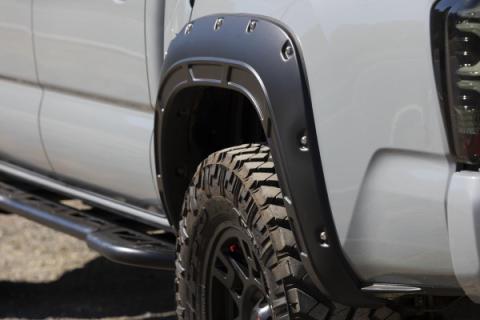 Defender Pocket Fender Flare Super White Toyota Tacoma (16-23) Rough Country