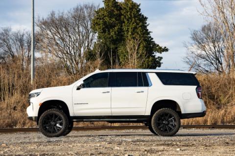 6 Inch Lift Kit M1 Struts Chevy/GMC SUV 1500 4WD (2021-2026) Rough Country