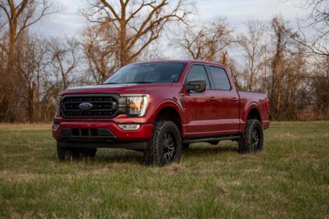 3 Inch Lift Kit Forged UCA M1/M1 Ford F-150 4WD (2021-2026) Rough Country