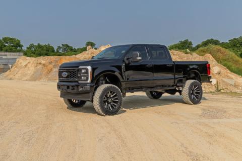 6 Inch Lift Kit Gas No OVLD Ford F-250/F-350 Super Duty 4WD (2023-2026) Rough Country