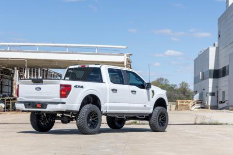 6 Inch Lift Kit Ford F-150 4WD (2021-2026) Rough Country