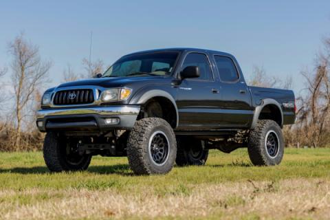 6 Inch Lift Kit N3 Struts Toyota Tacoma 2WD/4WD (1995-2004) Rough Country
