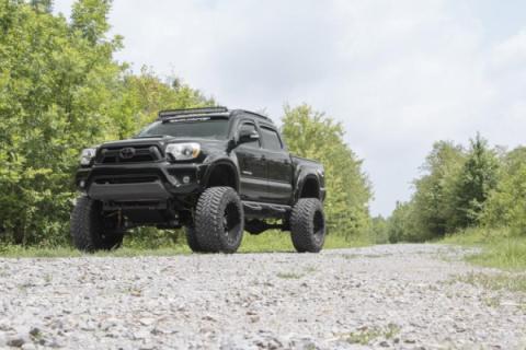 6 Inch Lift Kit M1 Toyota Tacoma 2WD/4WD (2005-2015) Rough Country