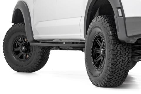 84 Series Wheel One-Piece Gloss Black 15x8 5x4.5 -19mm Rough Country