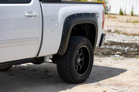 Pocket Fender Flares GAZ Summit White Chevy Silverado 1500/2500HD/3500HD (07-14) Rough Country