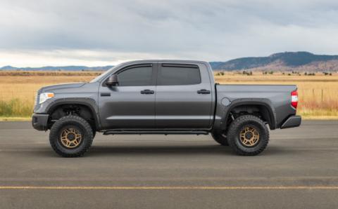 Pocket Fender Flares 6 &amp; 8 Foot Bed Gloss Black Toyota Tundra (14-21) Rough Country