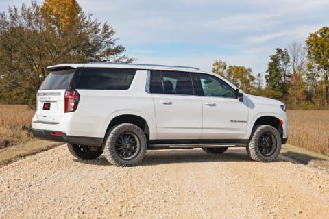 2 Inch Lift Kit 2021 Chevy Suburban 1500/Tahoe 4WD Rough Country