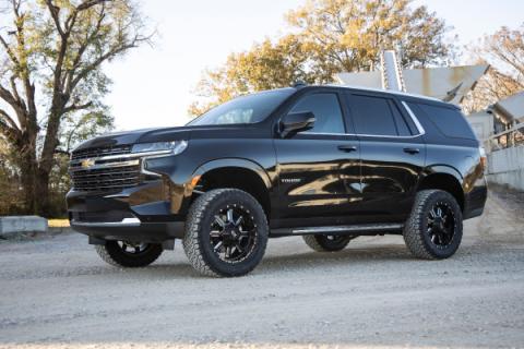 3.5 Inch GM Suspension Lift Kit w/Forged Upper Control Arms 2021 Tahoe/Suburban Rough Country