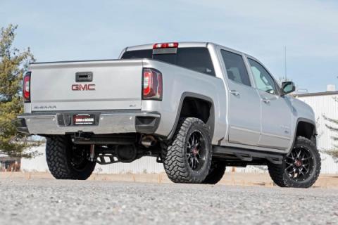 3.5 Inch GM Suspension Lift Knuckle Kit Vertex w/V2 Shocks (14-18 1500 PU 4WD Cast Steel) Rough Country