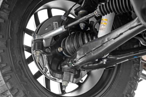 3.5 Inch GM Suspension Lift Knuckle Kit Vertex w/V2 Shocks (14-18 1500 PU 4WD Cast Steel) Rough Country