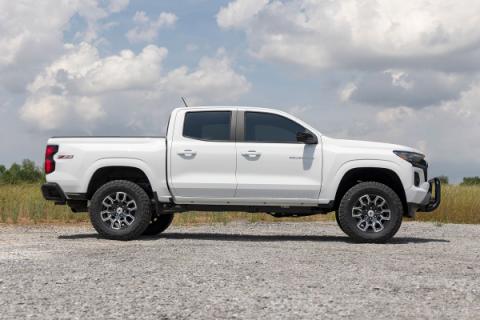 2 Inch Lift Kit Chevy Colorado 4WD (2023) Rough Country