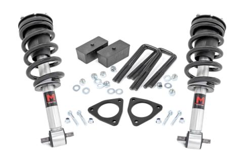 2.5 Inch Lift Kit Alu/Cast Steel M1 Strut Silverado/Sierra 1500 (07-18) Rough Country