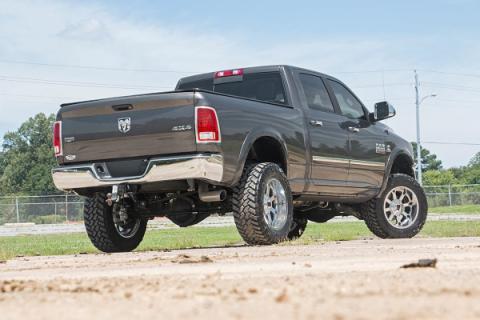 2.5 Inch Dodge Lift Kit V2 Shocks (14-20 Ram 2500 4WD) Rough Country