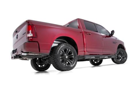 3 Inch Lift Kit M1 Struts/M1 Red Ram 1500 4WD (2012-2018 &amp; Classic) Rough Country