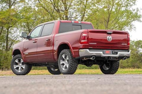 3.5 Inch Ram Bolt-On Lift Kit w/ N3 Struts and Rear N3 Shocks 19-Up Ram 1500 4WD) Rough Country
