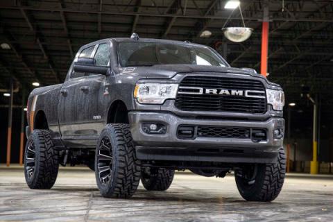 5 Inch Suspension Lift Kit Coil Springs Radius Arms 19-Up RAM 2500 4WD Diesel Rough Country