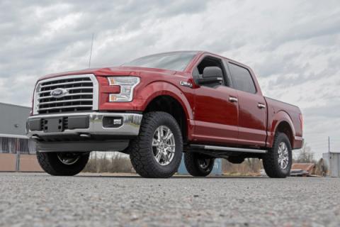 2 Inch Lift Kit M1 Struts/M1 Ford F-150 4WD (2014-2020) Rough Country