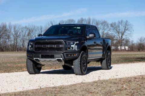 2.5 Inch Lift Kit Ford Raptor 4WD (19-20) Rough Country
