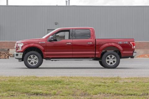 2.0 Inch Ford Leveling Lift Kit w/ Vertex (14-20 F-150) Rough Country