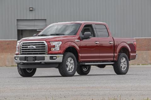 2.0 Inch Ford Leveling Lift Kit w/ Vertex and V2 Shocks (14-20 F-150) Rough Country