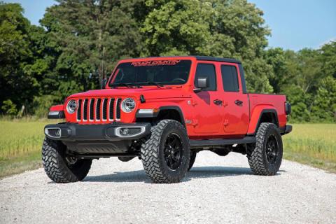 3.5 Inch Jeep Suspension Lift Kit Coil Springs No Shocks 20-Up Gladiator Rough Country