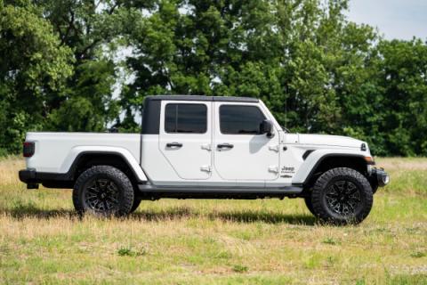 2.5 Inch Leveling Kit Spacers N3 Jeep Gladiator JT 4WD (2024-2025) Rough Country