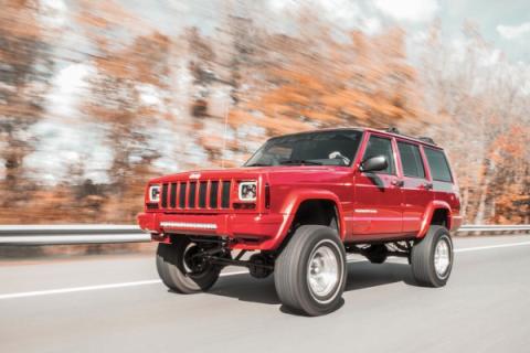 4.5 Inch Jeep Suspension Lift System 84-01 Cherokee XJ Rough Country