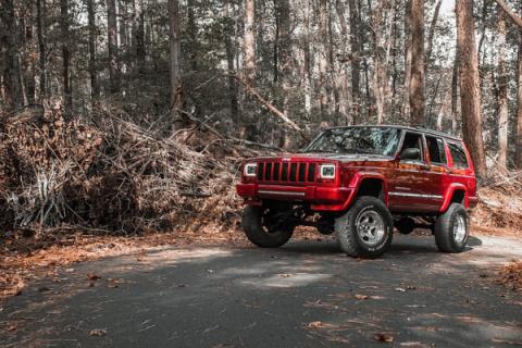 4.5 Inch Jeep Suspension Lift System 84-01 Cherokee XJ Rough Country