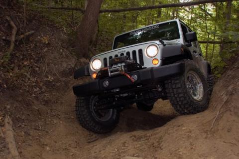 4 Inch Jeep Suspension Lift Kit V2 Monotube Shocks 07-18 Wrangler JK Unlimited Rough Country