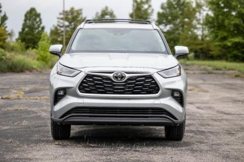 2 Inch Lift Kit  2020 Toyota Highlander 4WD Rough Country