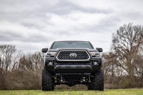 6 Inch Toyota Suspension Lift Kit w/N3 Struts 16-20 Tacoma 4WD/2WD Rough Country