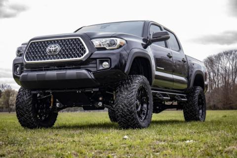 6 Inch Toyota Suspension Lift Kit w/N3 Struts 16-20 Tacoma 4WD/2WD Rough Country