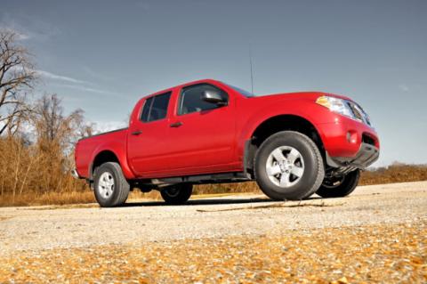 2.5 Inch Leveling Strut Extensions Red 05-Up Frontier/Xterra Rough Country