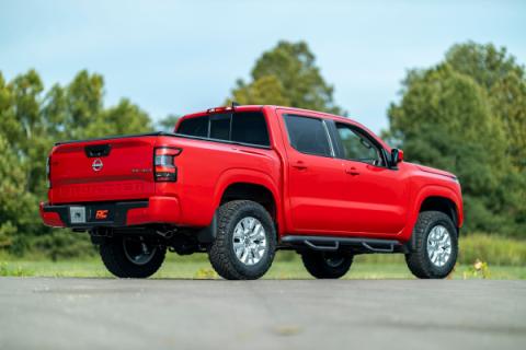 2.5 Inch Nissan Suspension Lift Kit Red 05-Up Frontier/Xterra Rough Country