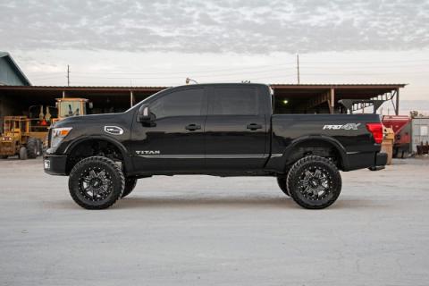 6 Inch Nissan Suspension Lift Kit 17-20 Titan 4WD Rough Country