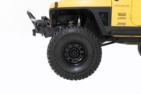 Black Daytona, 15x10 (5x4.5) Wheel Rough Country