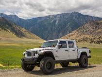 Jeep Gladiator 2.5 Inch Overland Plus Lift Kit 2020+ JT Clayton Off Road