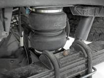 Air Spring Kit w/compressor Wireless Controller Ford F-250/F-350 Super Duty (17-26) Rough Country