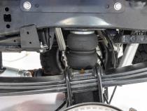 Air Spring Kit w/compressor Wireless Controller Ford F-250/F-350 Super Duty (17-26) Rough Country